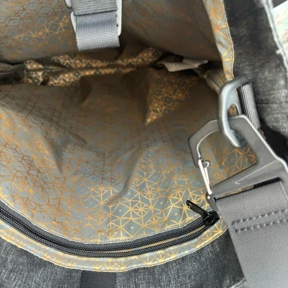 Mantisyoga The Balance Tote Yoga Bag - Picture 9 of 12